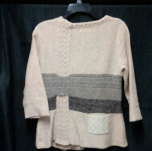 Anthropologie sleeping on snow size medium - Picture 5 of 5